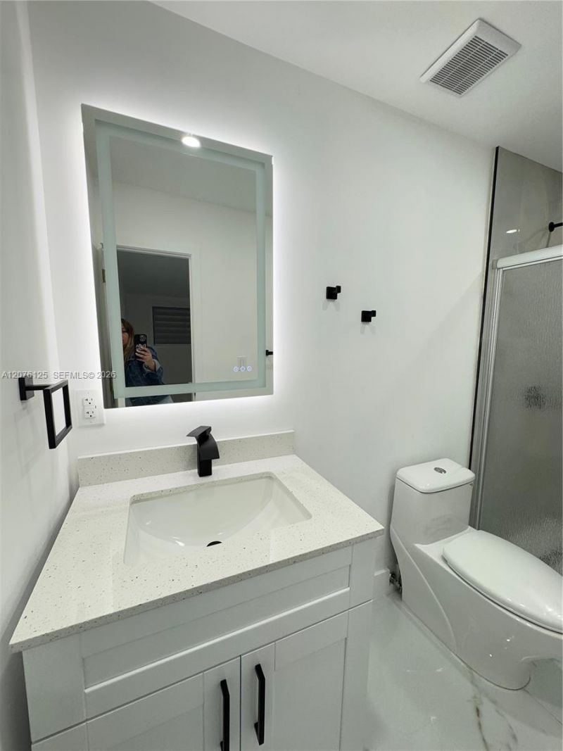 10330 SW 35th Ter , Miami, FL 33165 Photo
