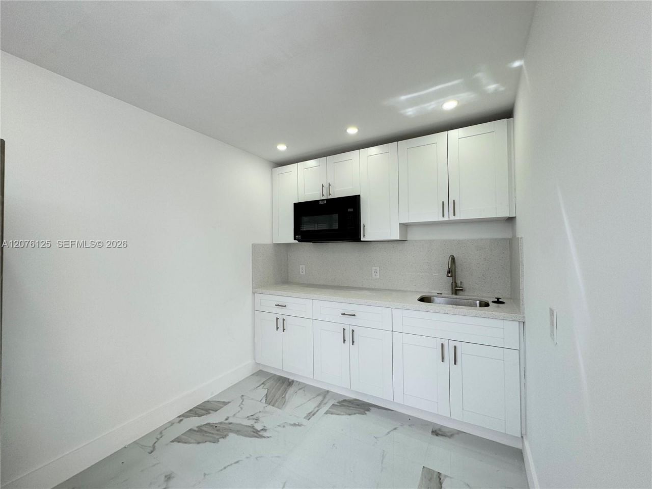 10330 SW 35th Ter , Miami, FL 33165 Photo