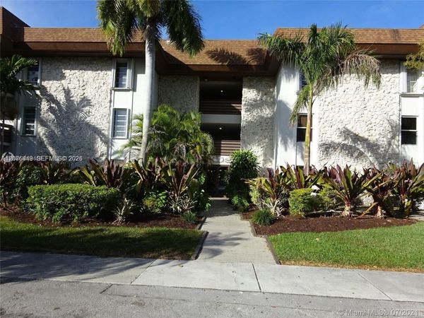 7473 SW 82nd St, Unit D103, Miami, FL 33143
