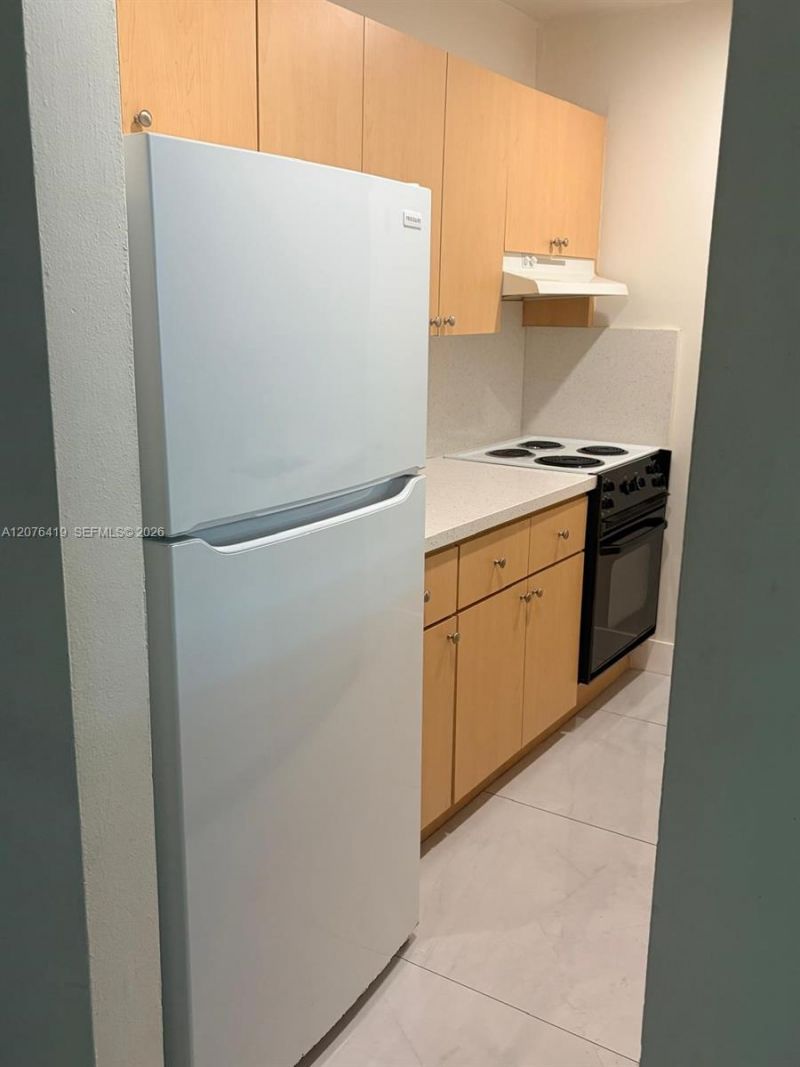 7473 SW 82nd St, Unit D103, Miami, FL 33143 Photo