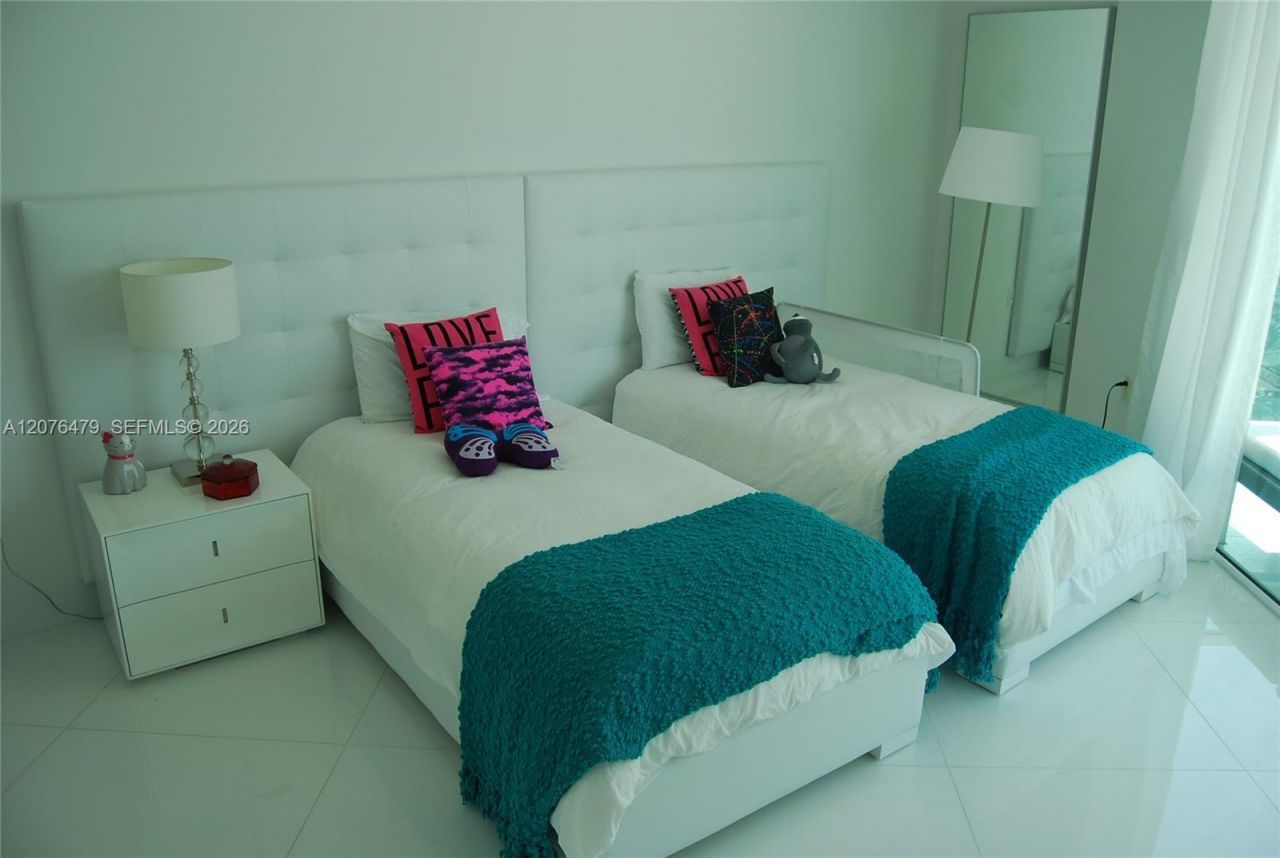 200 Sunny Isles Blvd , Unit 2-PH2, Sunny Isles Beach, FL 33160 Photo