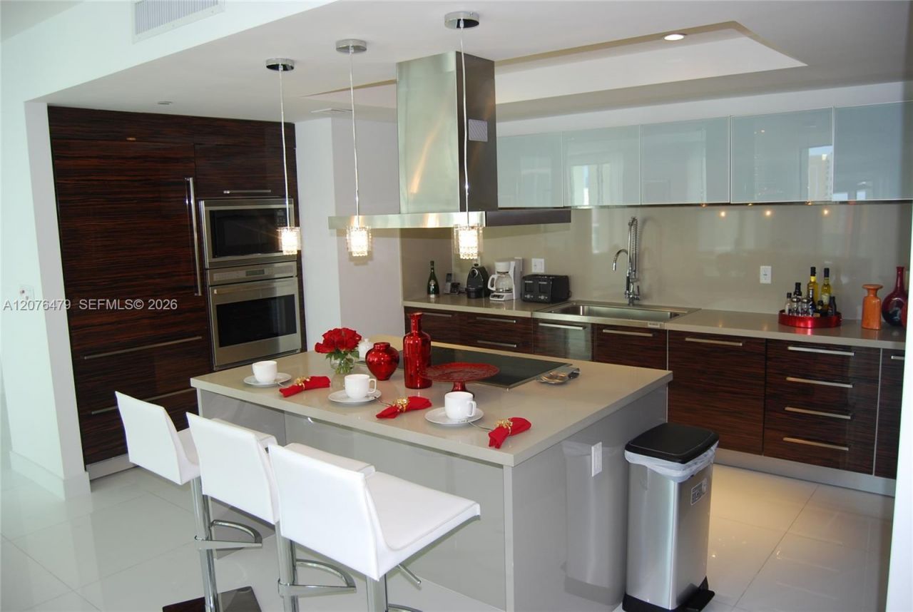 200 Sunny Isles Blvd , Unit 2-PH2, Sunny Isles Beach, FL 33160 Photo
