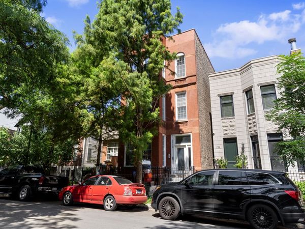 1710 W Erie Street , Unit 301, Chicago, IL 60622