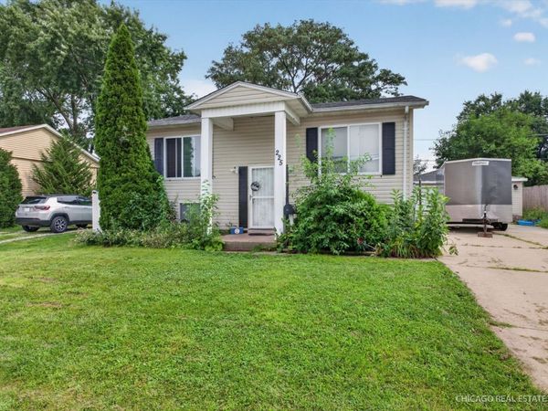 225 Healy Avenue , Romeoville, IL 60446