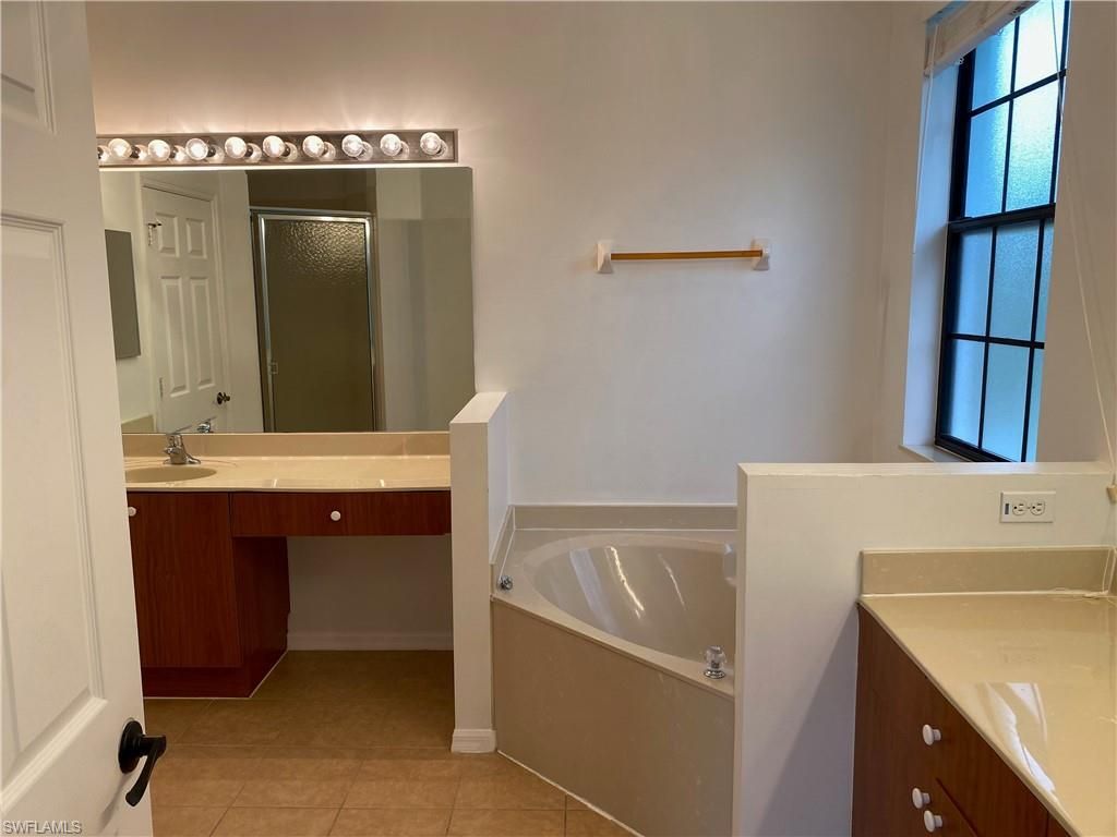 15270 Summit Place Cir , Unit 179, Naples, FL 34119 Photo