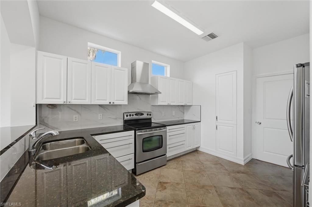 8088 Pennsylvania Blvd, Fort Myers, FL 33967 Photo