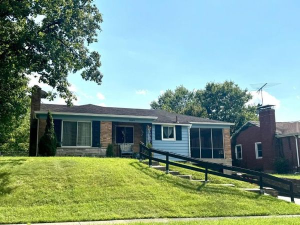 3849 Sharonview Drive, Sharonville, OH 45241