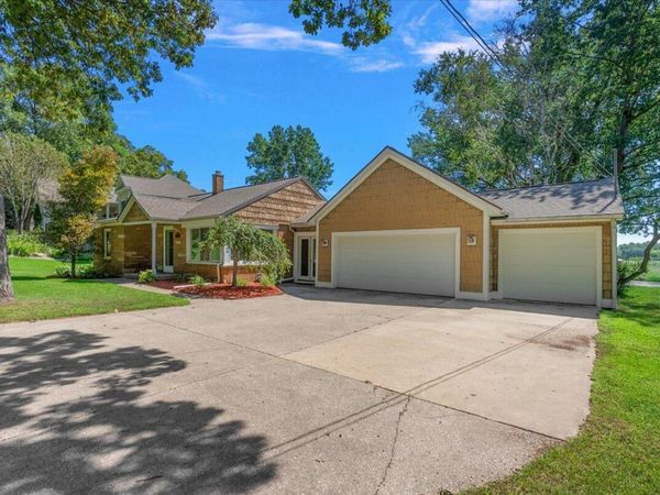 114 River Hills Drive, Holland, MI 49424