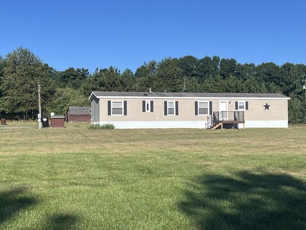 91 70th Avenue, Lakeview, MI 48850