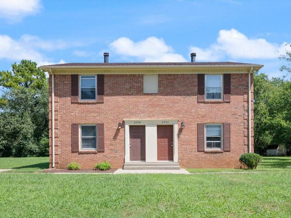 2556 Oak Hill Dr , Murfreesboro, TN 37130