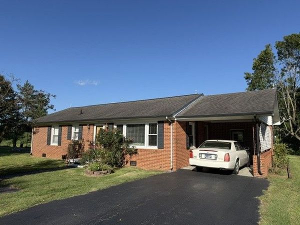 134 Womack St , Doyle, TN 38559