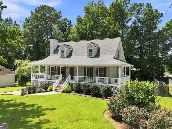 90 Maplewood Lane, Acworth, GA 30101