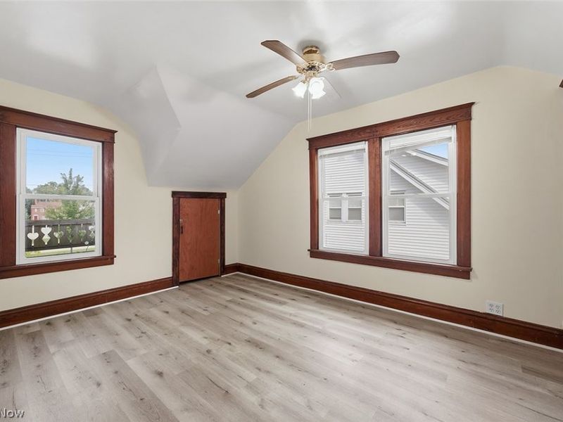 18206 Harland Avenue, Cleveland, OH 44119 Photo 15