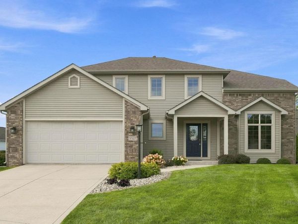 9327 Sugar Mill Drive, Fort Wayne, IN 46835