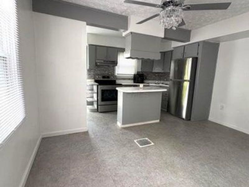 1341 E 15th Avenue, Columbus, OH 43211 Photo 13