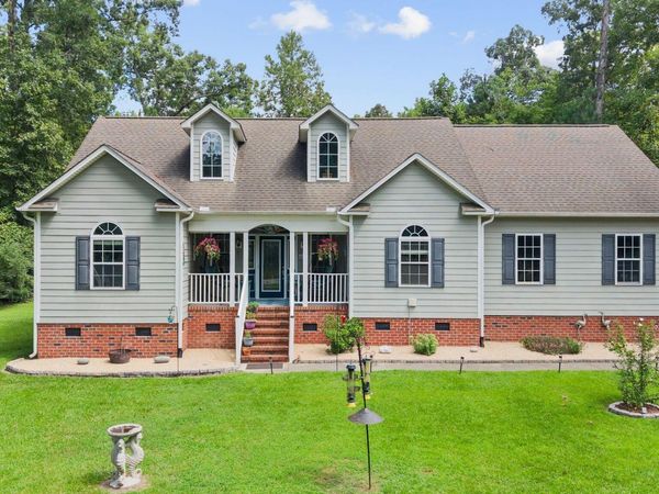 24 Teachs Cove Road, Bath, NC 27808