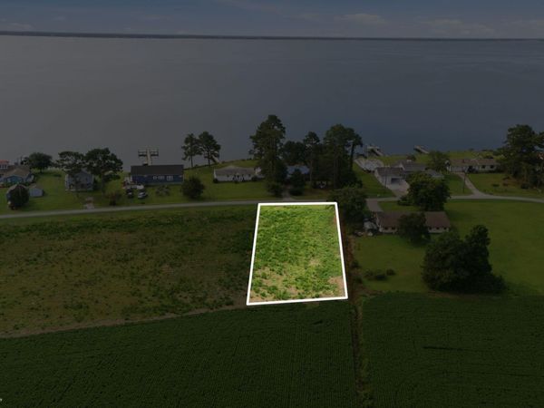 177 China Grove Road , Arapahoe, NC 28510