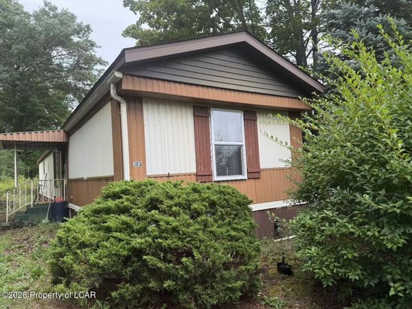 303 W Gate Drive, Hazle Twp, PA 18202
