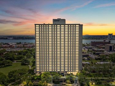 1300 E Lafayette Street , Unit 2810-12, Detroit, Mi 48207