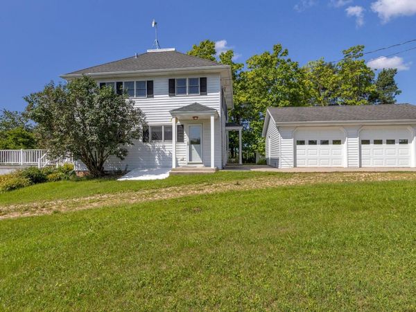 W7034 Parnell Rd, Mitchell, WI 53011