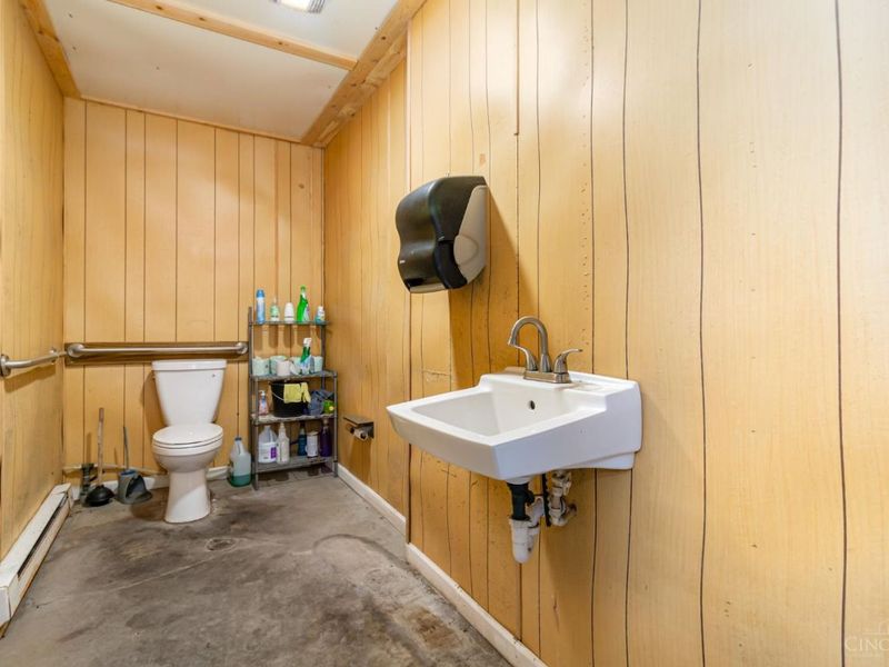 8285 Tri County Highway, Eagle Township, OH 45171 Photo 21