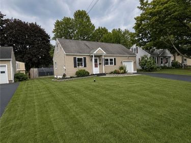 111 Tallmadge Road, Syracuse, NY 13212
