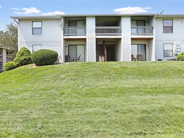 1630 Summergate Parkway , Unit J, St Peters, MO 63303
