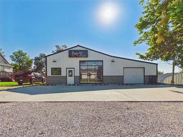 805 N Main Street, Perryville, MO 63775