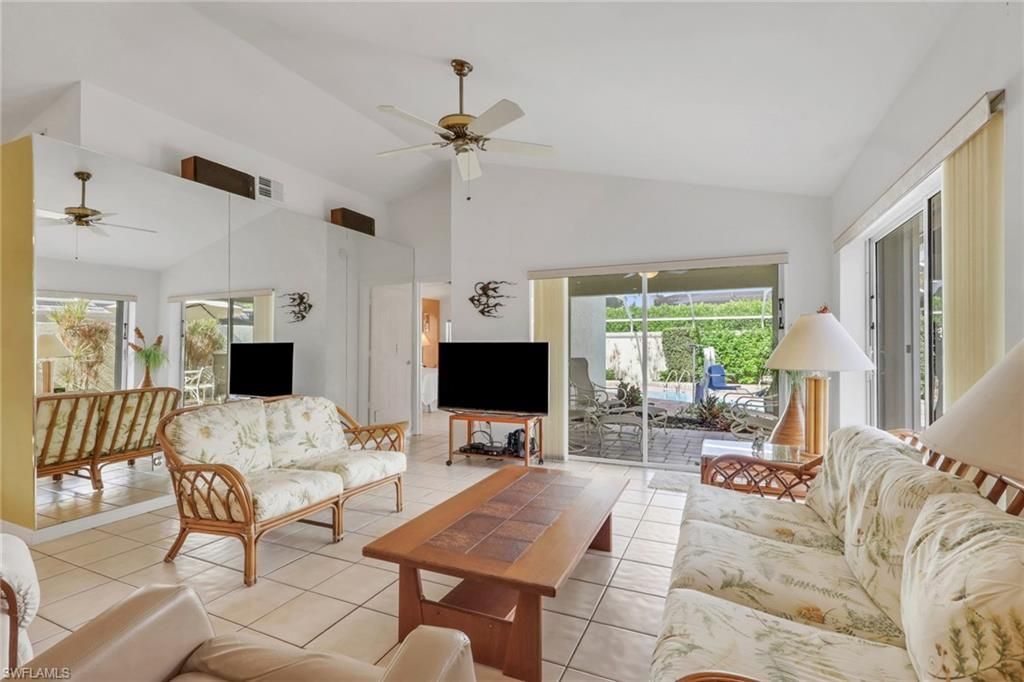 11011 Linnet Ln, Naples, FL 34119 Photo