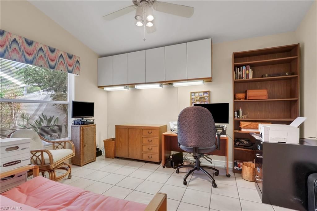 11011 Linnet Ln, Naples, FL 34119 Photo