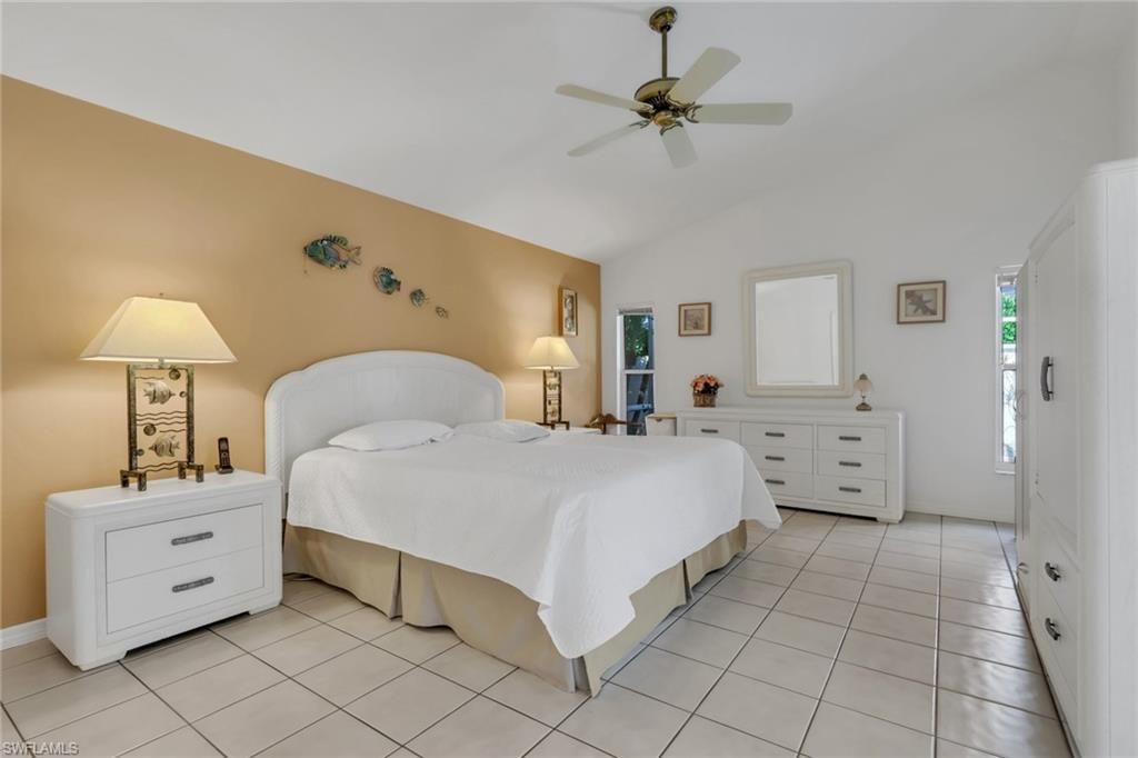 11011 Linnet Ln, Naples, FL 34119 Photo