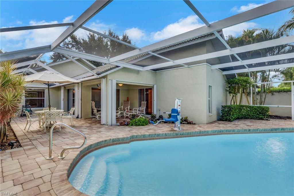 11011 Linnet Ln, Naples, FL 34119 Photo