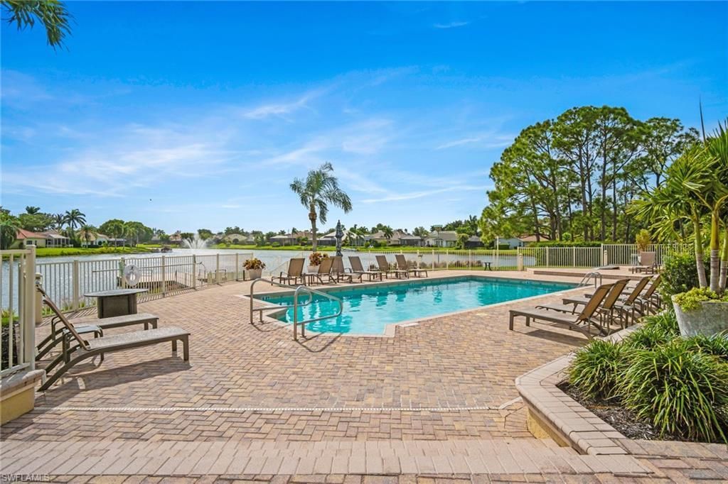 11011 Linnet Ln, Naples, FL 34119 Photo