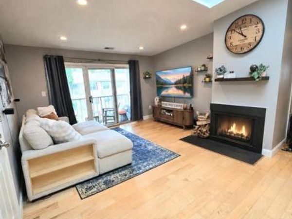 31 HEMLOCK COURT , HAMILTON, NJ 08619