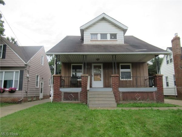 10265 Ackley Road, Parma Heights, OH 44130