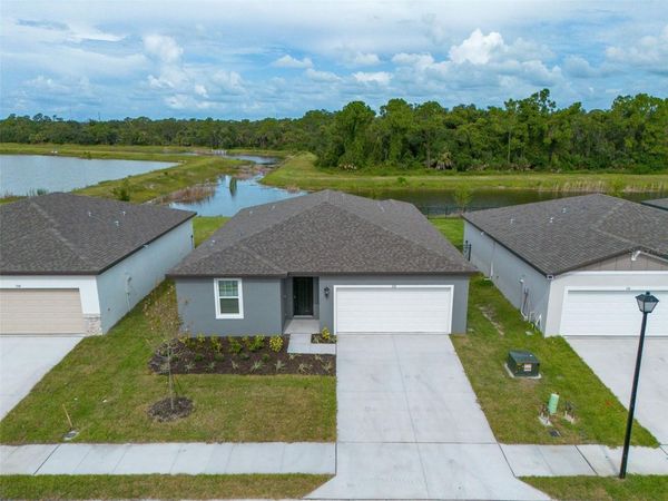 112 OUTBACK HIDEAWAY AVENUE , NOKOMIS, FL 34275