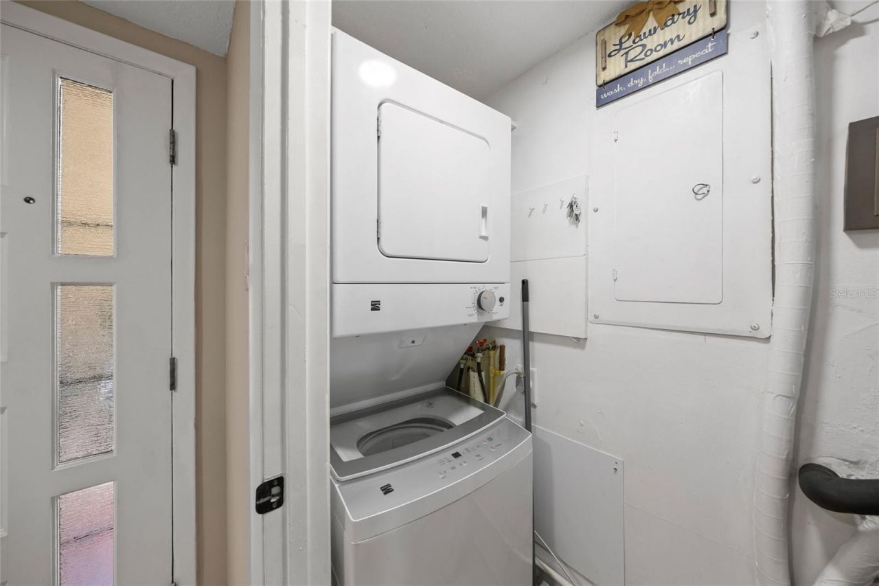 4660 Ocean Boulevard, Unit F1, Sarasota, FL 34242 Photo