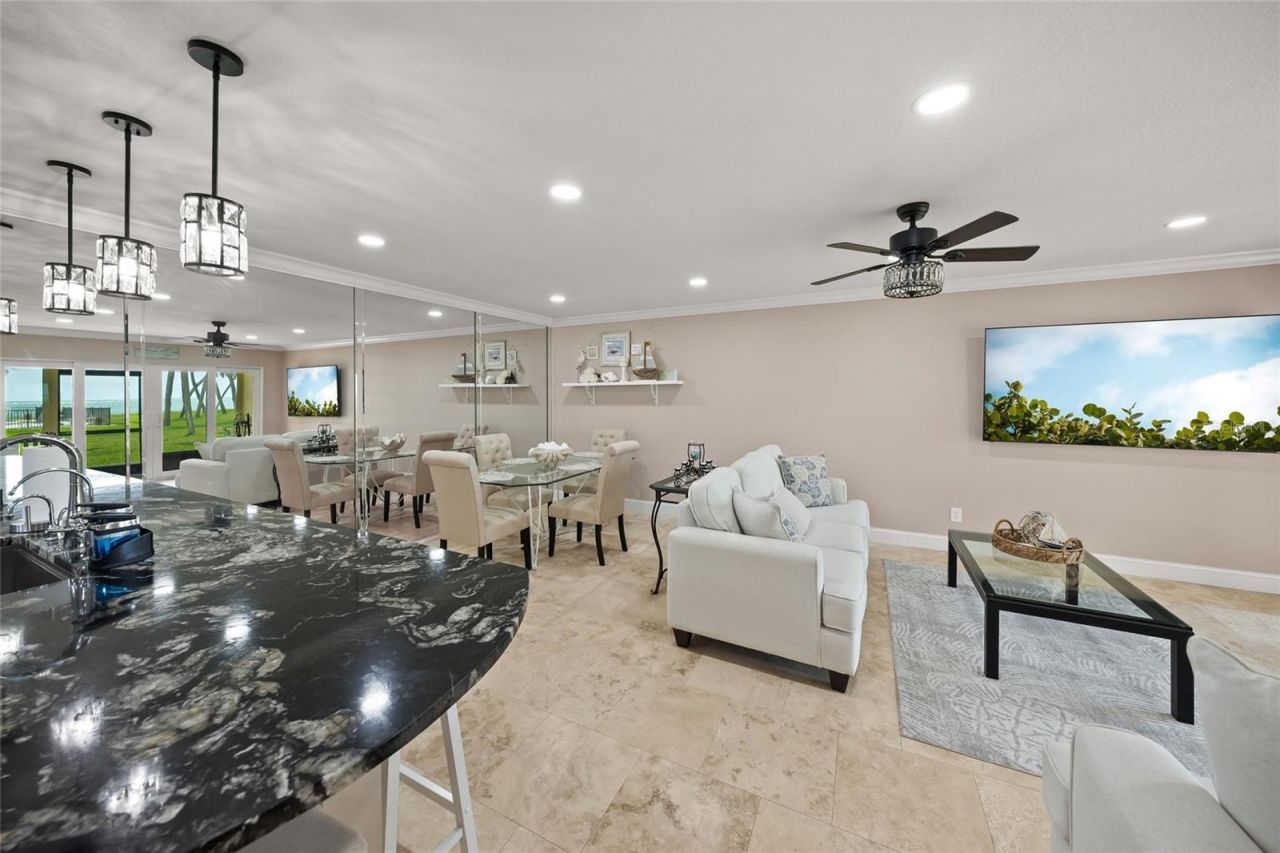 4660 Ocean Boulevard, Unit F1, Sarasota, FL 34242 Photo