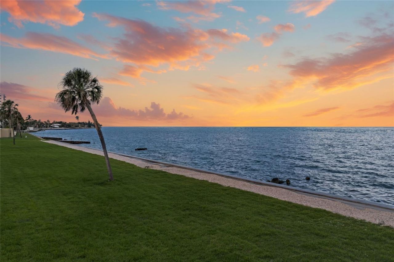 4660 Ocean Boulevard, Unit F1, Sarasota, FL 34242 Photo
