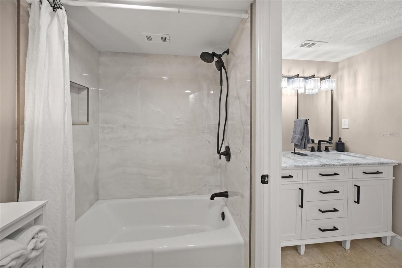 4660 Ocean Boulevard, Unit F1, Sarasota, FL 34242 Photo