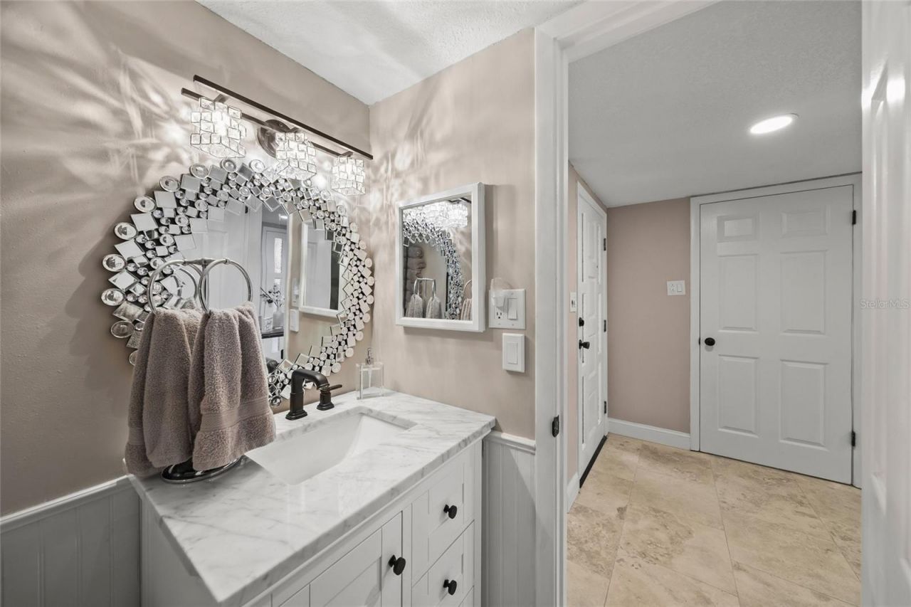 4660 Ocean Boulevard, Unit F1, Sarasota, FL 34242 Photo