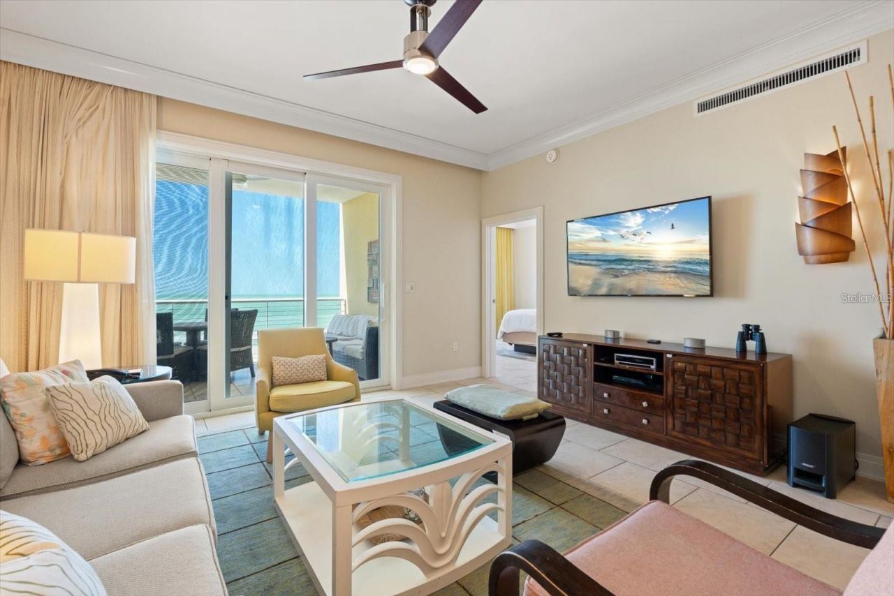 915 Seaside Dr, Unit 405, WEEKS, Sarasota, FL 34242 Photo