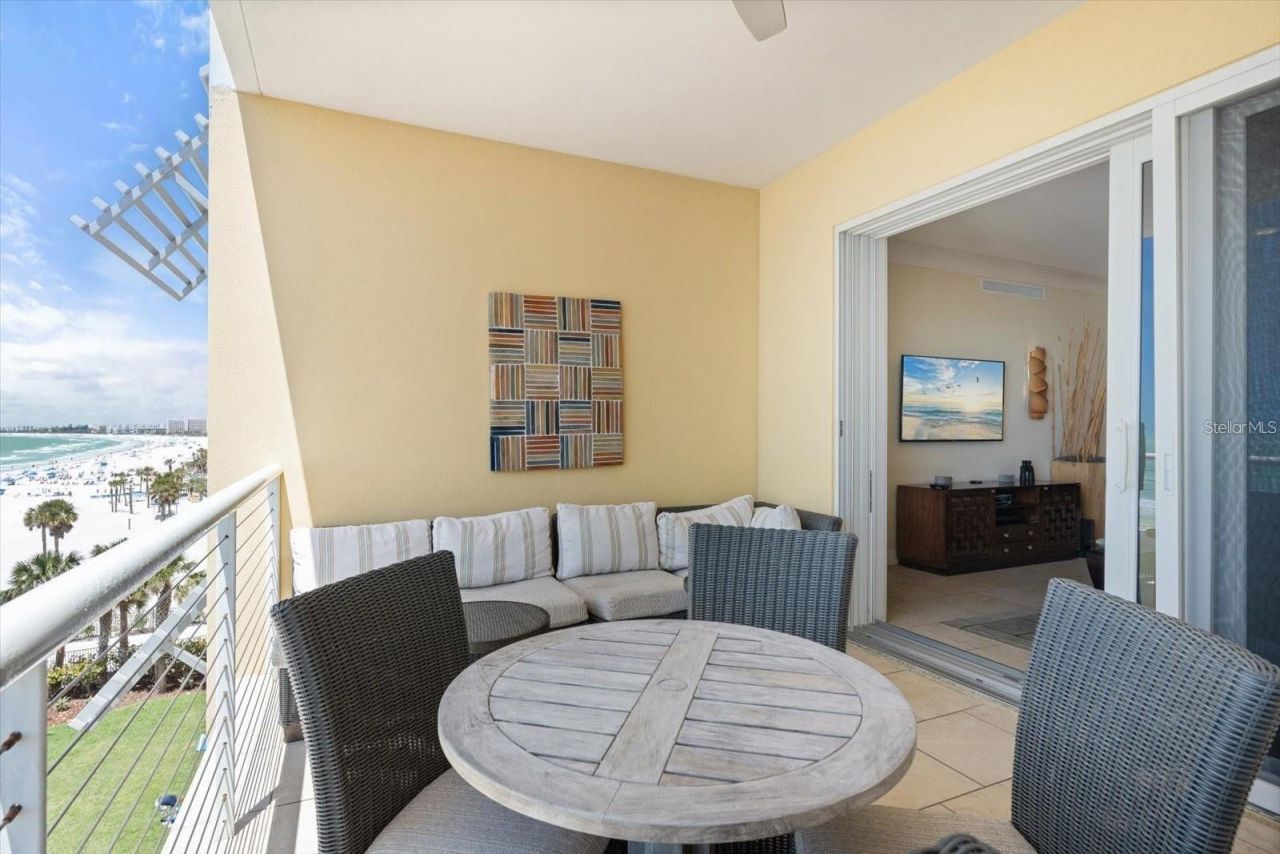 915 Seaside Dr, Unit 405, WEEKS, Sarasota, FL 34242 Photo