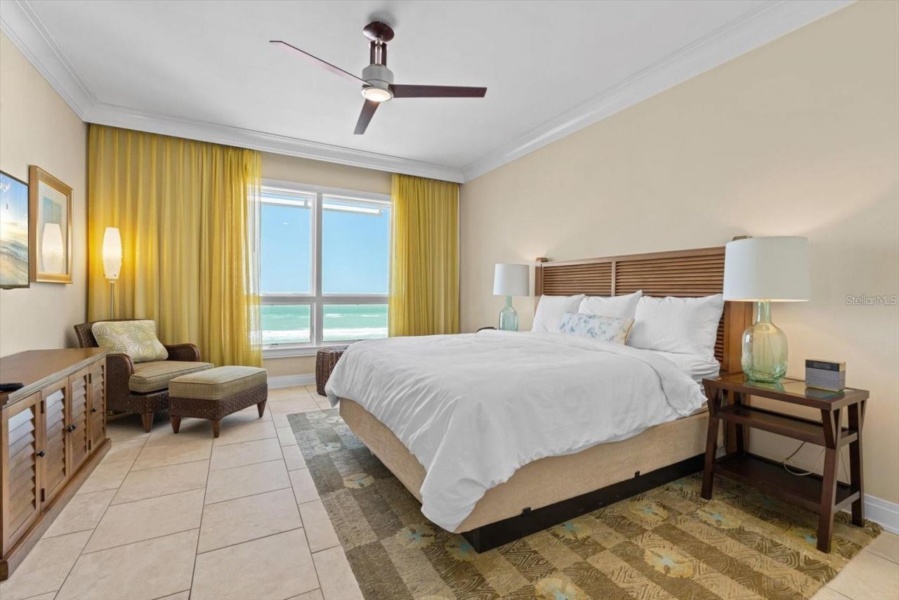 915 Seaside Dr, Unit 405, WEEKS, Sarasota, FL 34242 Photo