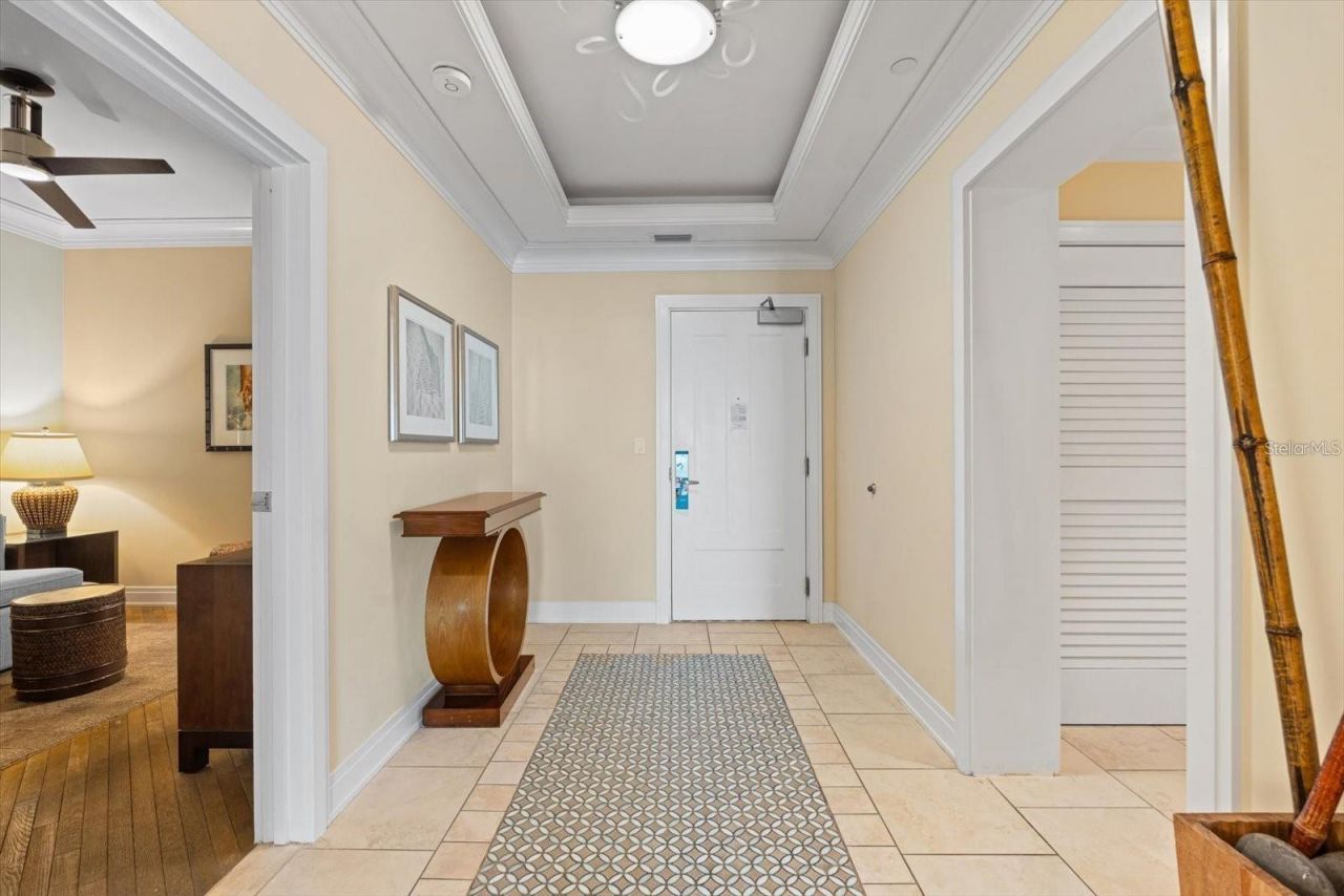 915 Seaside Dr, Unit 405, WEEKS, Sarasota, FL 34242 Photo