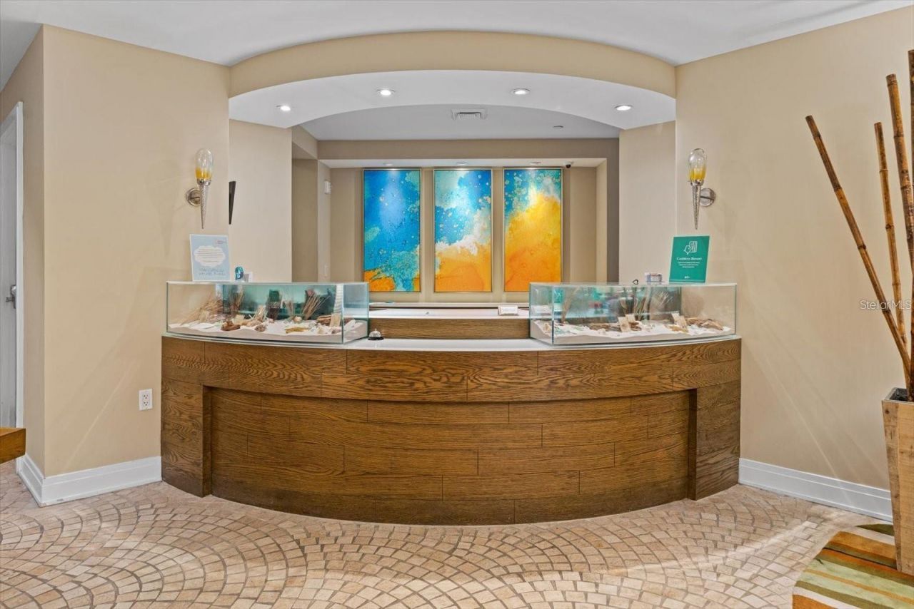 915 Seaside Dr, Unit 405, WEEKS, Sarasota, FL 34242 Photo