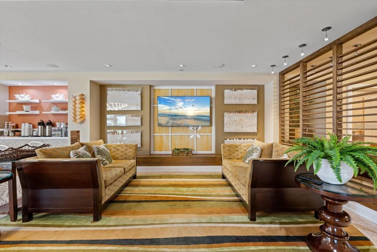 915 Seaside Dr, Unit 405, WEEKS, Sarasota, FL 34242 Photo