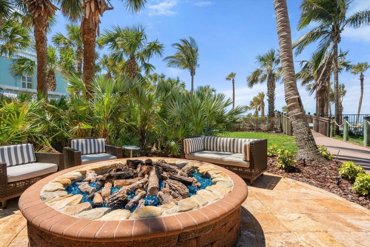 915 Seaside Dr, Unit 405, WEEKS, Sarasota, FL 34242 Photo