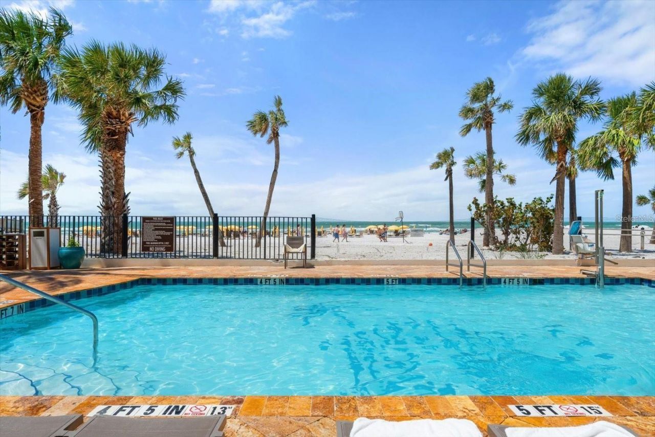 915 Seaside Dr, Unit 405, WEEKS, Sarasota, FL 34242 Photo