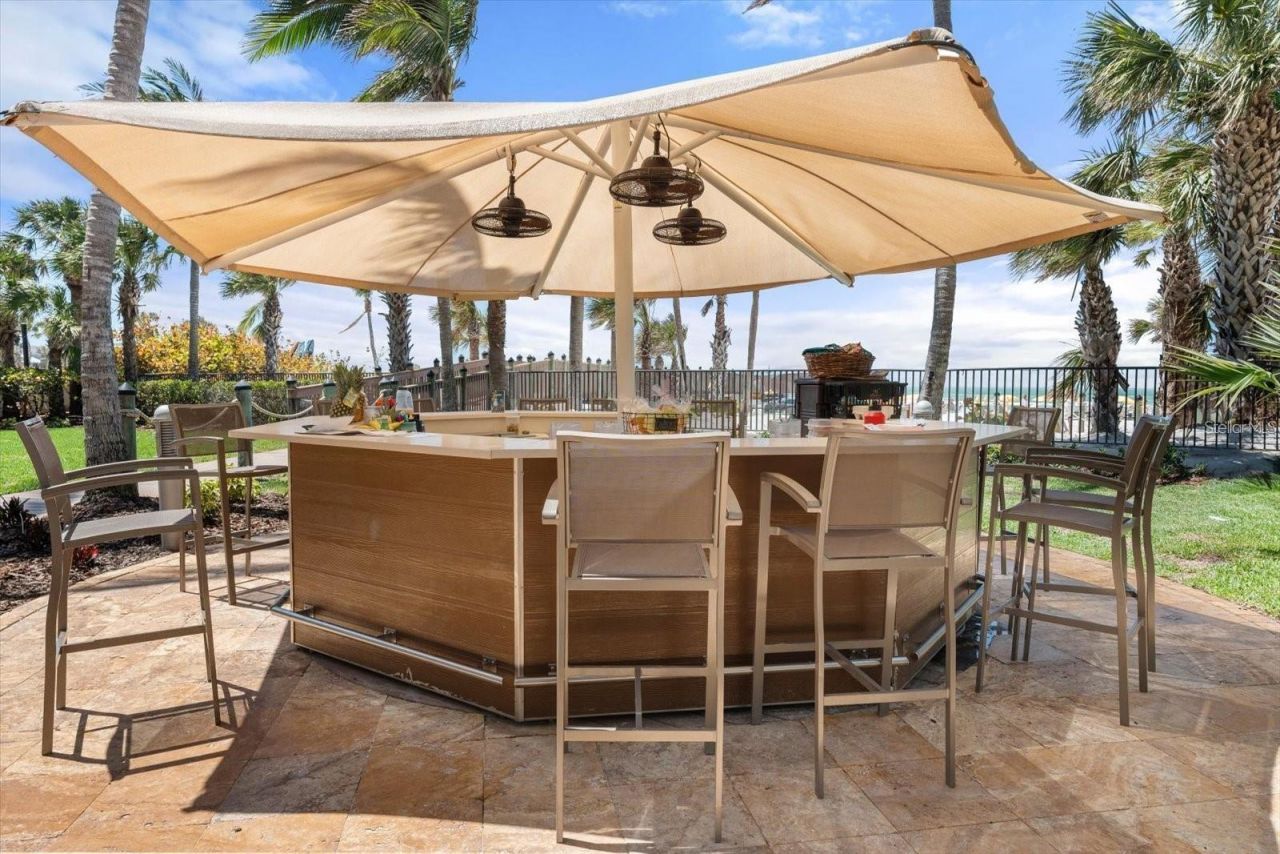 915 Seaside Dr, Unit 405, WEEKS, Sarasota, FL 34242 Photo